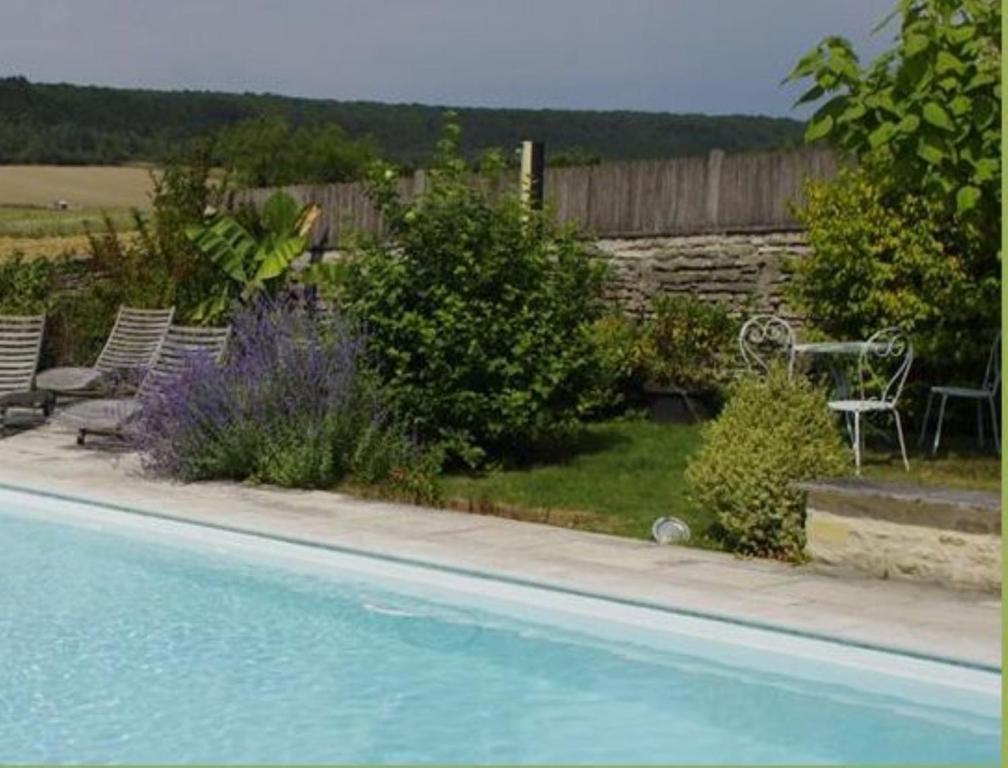 Le Clos Du Murier Chassignelles Exteriör bild